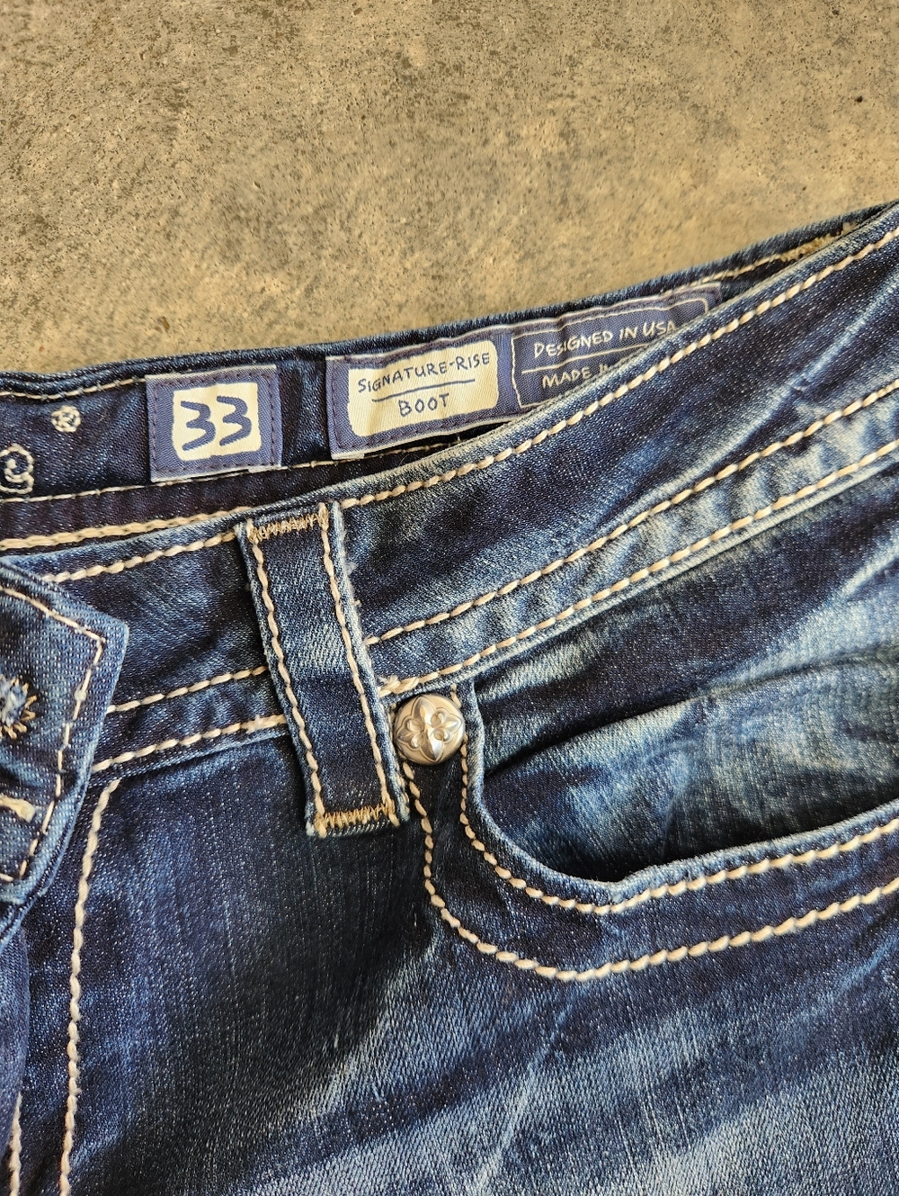 Miss Me Women's Embellished Blue Bootcut Jeans 33 Plus - Picture 4 of 7